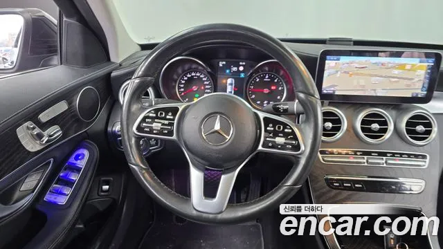 Mercedes-Benz C-Class 2019 — фото 13