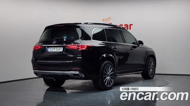 Mercedes-Benz GLS-Class 2023 — фото 1
