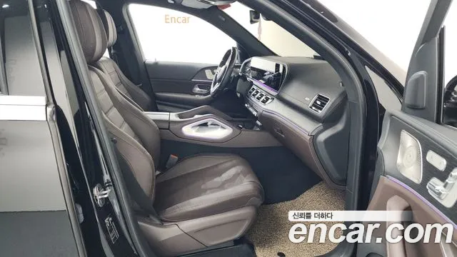 Mercedes-Benz GLS-Class 2023 — фото 10