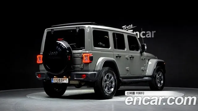 Jeep Wrangler 2021 — фото 2