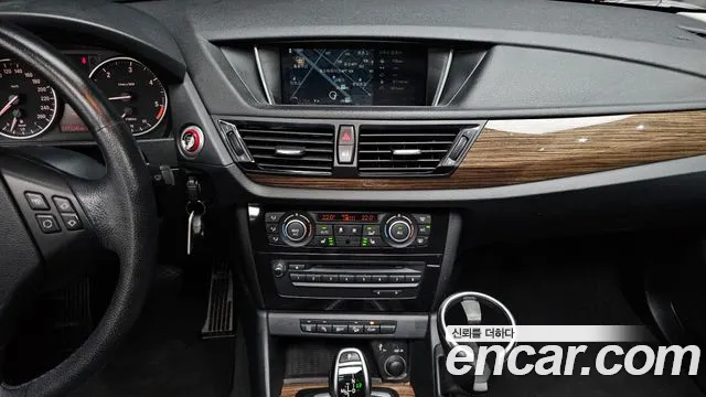 BMW X1 2013 — фото 14
