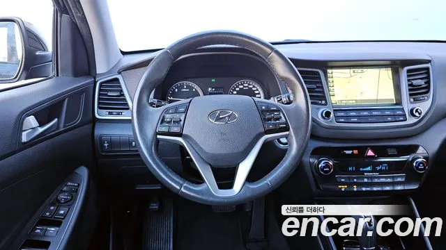 Hyundai Tucson 2017 — фото 13