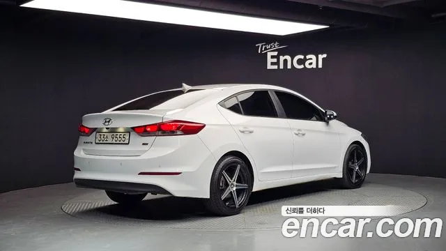 Hyundai AVANTE 2017 — фото 2