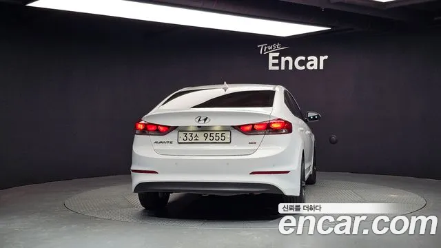 Hyundai AVANTE 2017 — фото 4