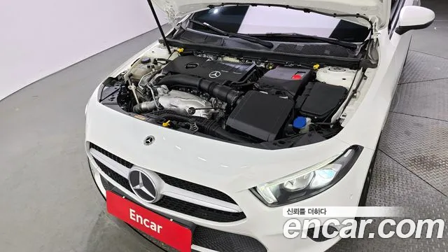 Mercedes-Benz A-Class 2021 — фото 6