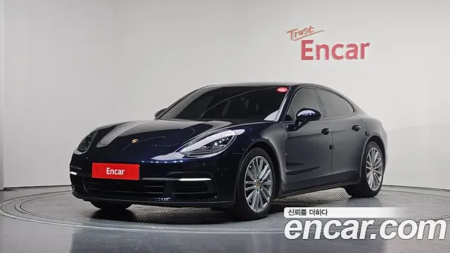Porsche Panamera 2018 — фото 1