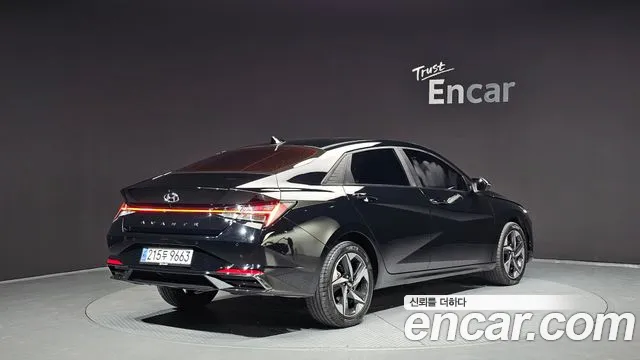 Hyundai AVANTE 2021 — фото 2