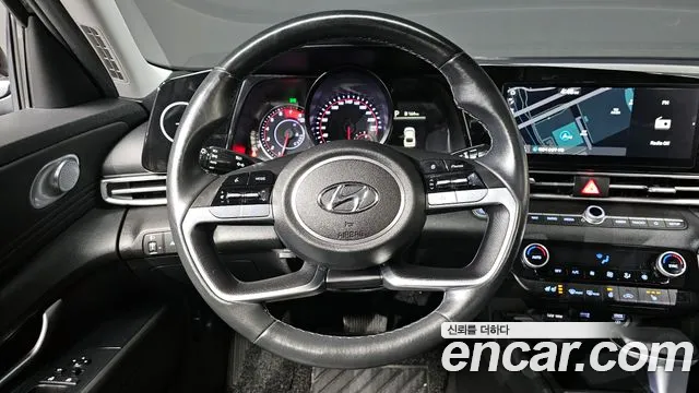 Hyundai AVANTE 2021 — фото 16