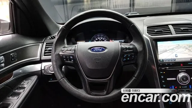 Ford Explorer 2018 — фото 13