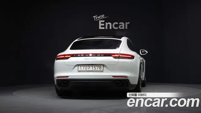 Porsche Panamera 2020 — фото 4