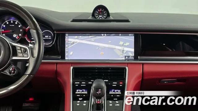 Porsche Panamera 2020 — фото 14