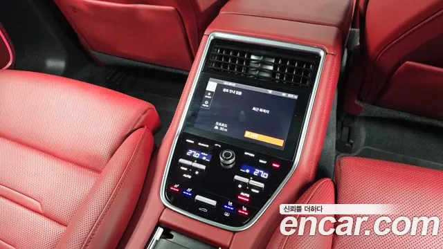 Porsche Panamera 2020 — фото 19