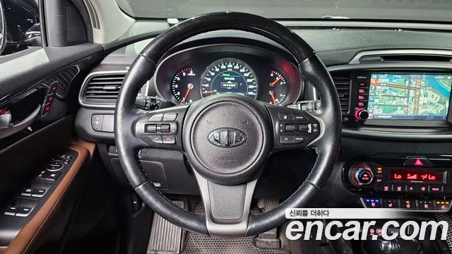 Kia Sorento 2015 — фото 12