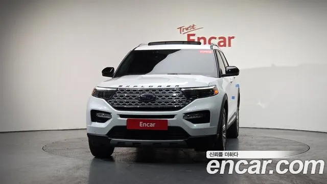 Ford Explorer 2022 — фото 2