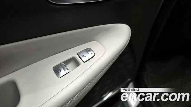 Hyundai Santafe 2021 — фото 17