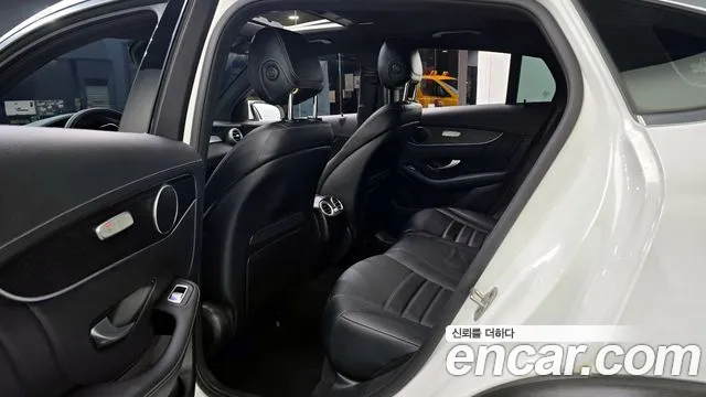 Mercedes-Benz GLC-Class 2023 — фото 13