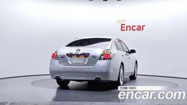 Nissan Altima 2012 — фото 4