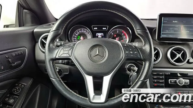 Mercedes-Benz CLA-Class 2015 — фото 13