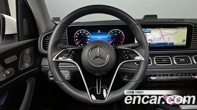 Mercedes-Benz GLE-Class 2024 — фото 13
