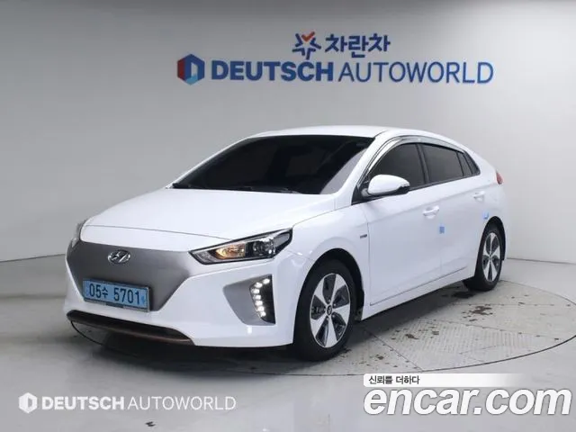 Hyundai Ioniq 2019 — фото 1