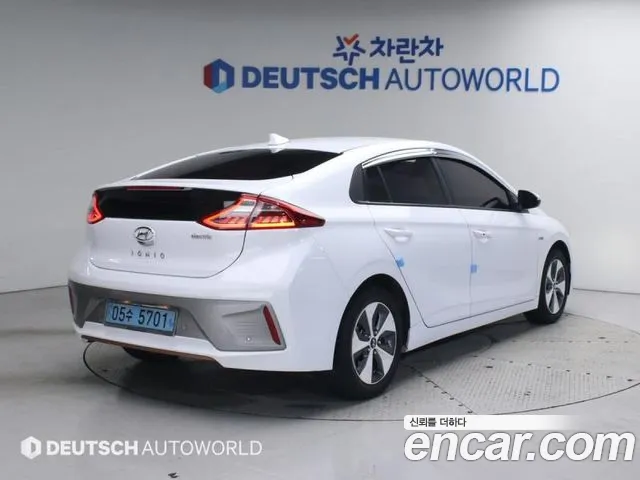 Hyundai Ioniq 2019 — фото 2