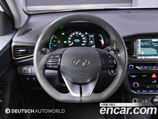 Hyundai Ioniq 2019 — фото 13