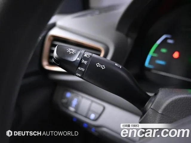 Hyundai Ioniq 2019 — фото 18