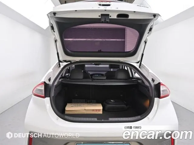 Hyundai Ioniq 2019 — фото 20
