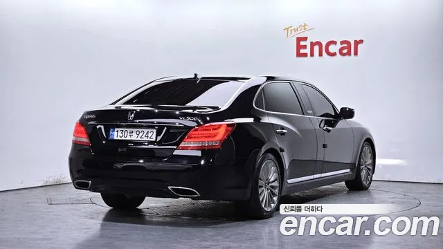 Hyundai Equus 2015 — фото 2
