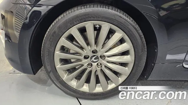Hyundai Equus 2015 — фото 5