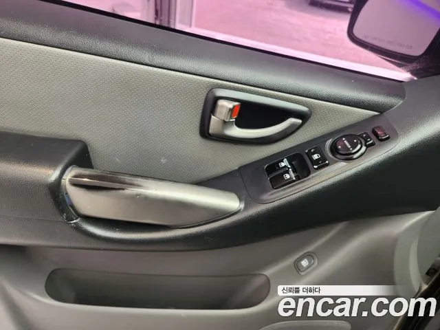 Hyundai Starex 2015 — фото 10