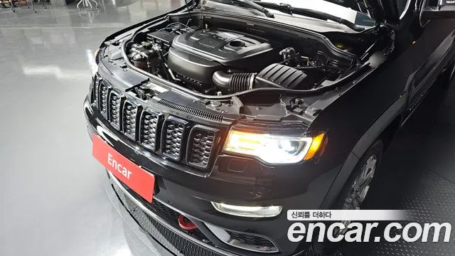 Jeep Cherokee 2020 — фото 6