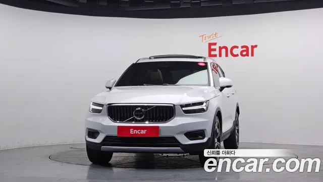 Volvo XC40 2020 — фото 3