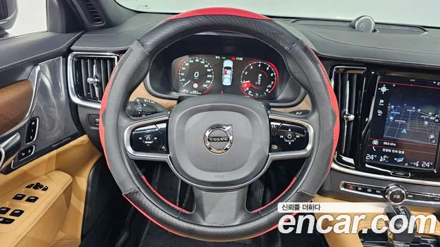 Volvo S90 2019 — фото 13