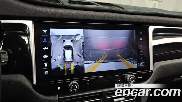 Porsche Macan 2018 — фото 15