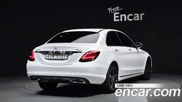 Mercedes-Benz C-Class 2019 — фото 2