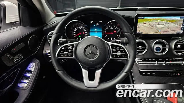 Mercedes-Benz C-Class 2019 — фото 13