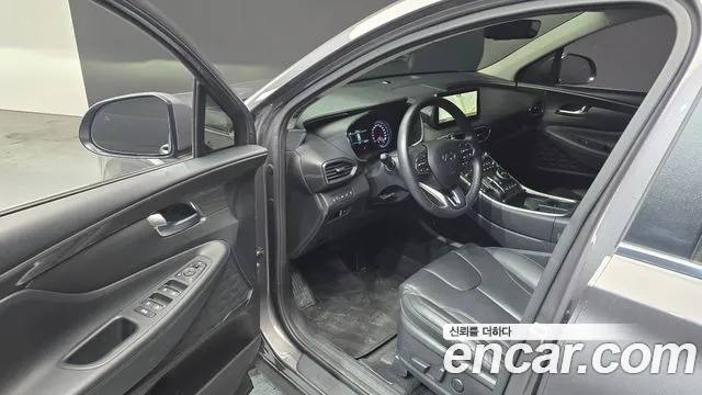 Hyundai Santafe 2023 — фото 10