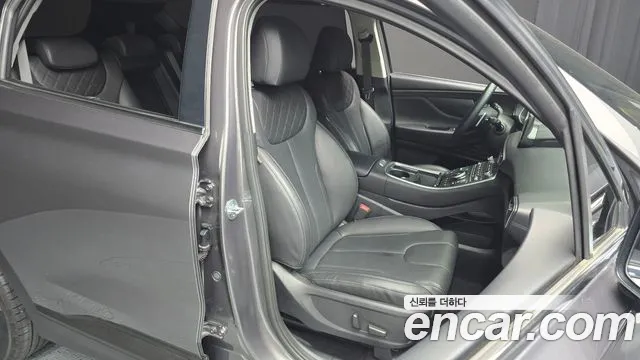 Hyundai Santafe 2023 — фото 12