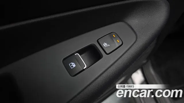 Hyundai Santafe 2023 — фото 18