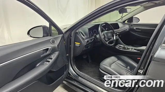 Hyundai Sonata 2020 — фото 10