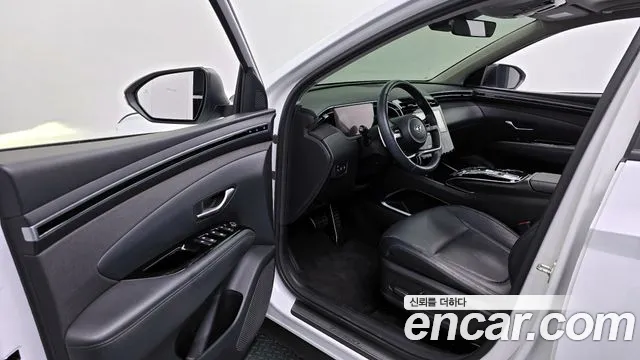 Hyundai Tucson 2023 — фото 11