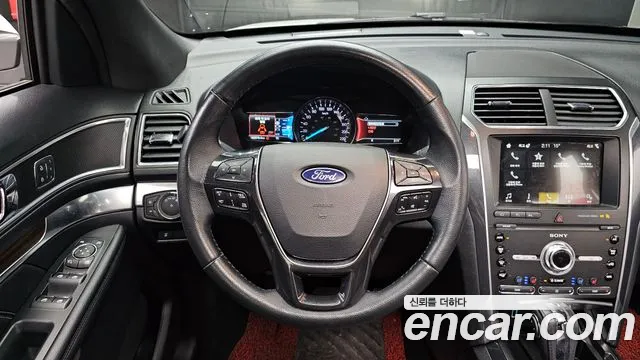 Ford Explorer 2019 — фото 14