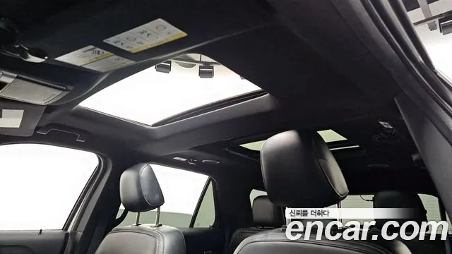 Ford Explorer 2019 — фото 19