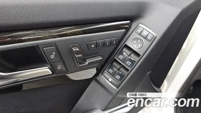 Mercedes-Benz GLK-Class 2015 — фото 19
