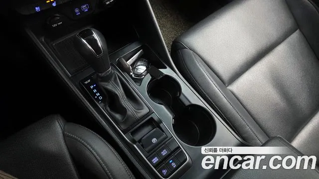 Hyundai Tucson 2018 — фото 9