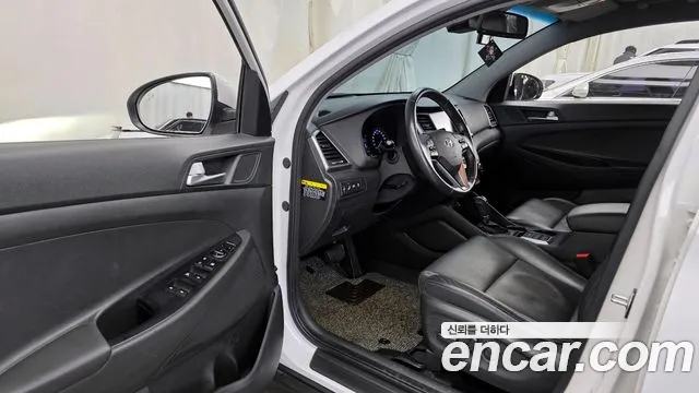 Hyundai Tucson 2018 — фото 10