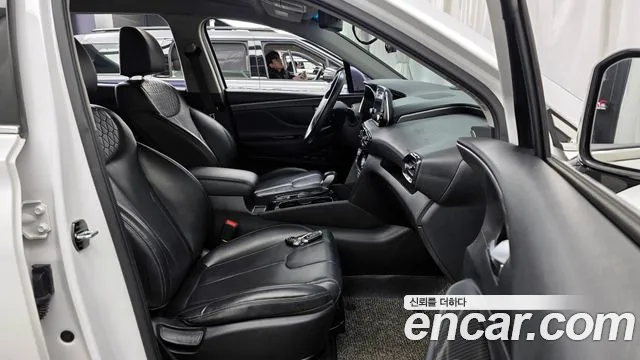 Hyundai Santafe 2019 — фото 11