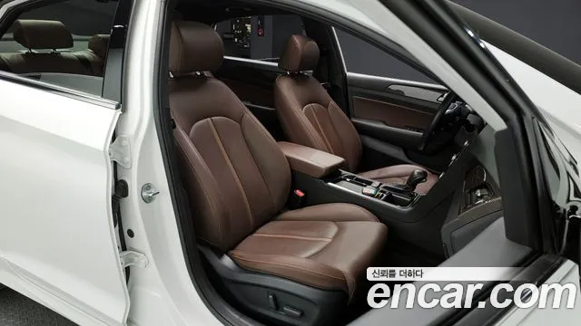 Hyundai Sonata 2019 — фото 10