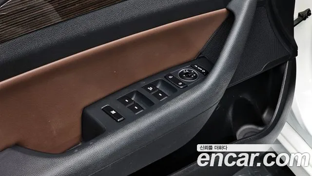 Hyundai Sonata 2019 — фото 19